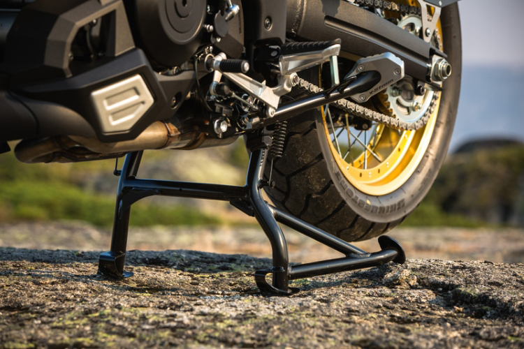 Middenstandaard V-Strom 650 L7~