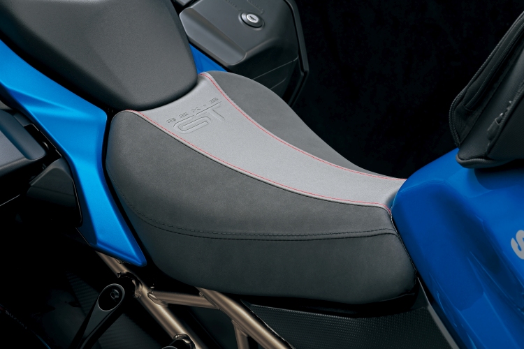 Luxe buddyseat GSX-S1000GT