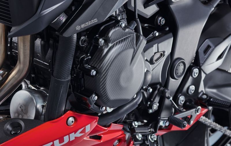 Dynamo deksel carbon GSX-S750