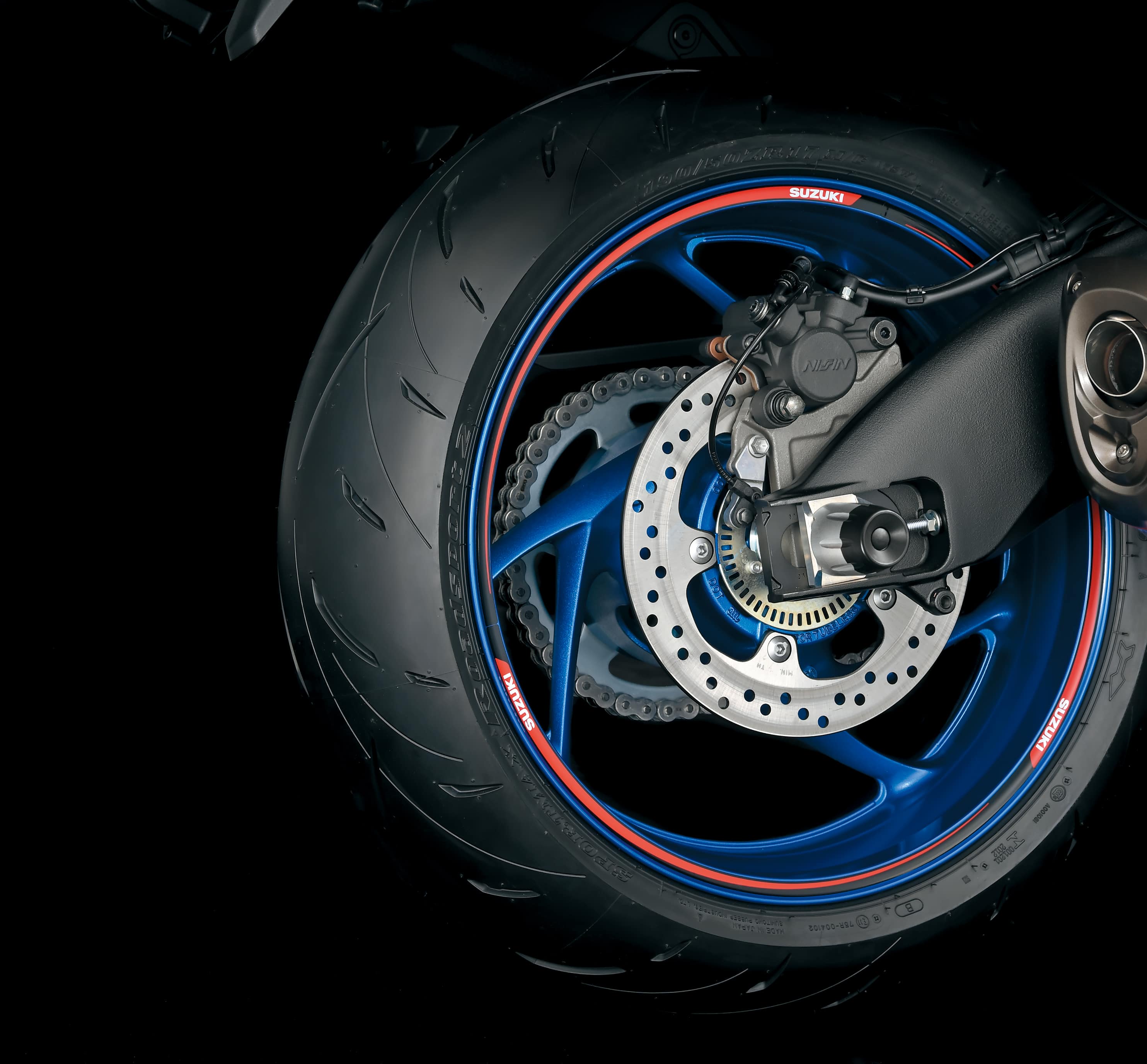 Wheelstriping Suzuki logo fading red