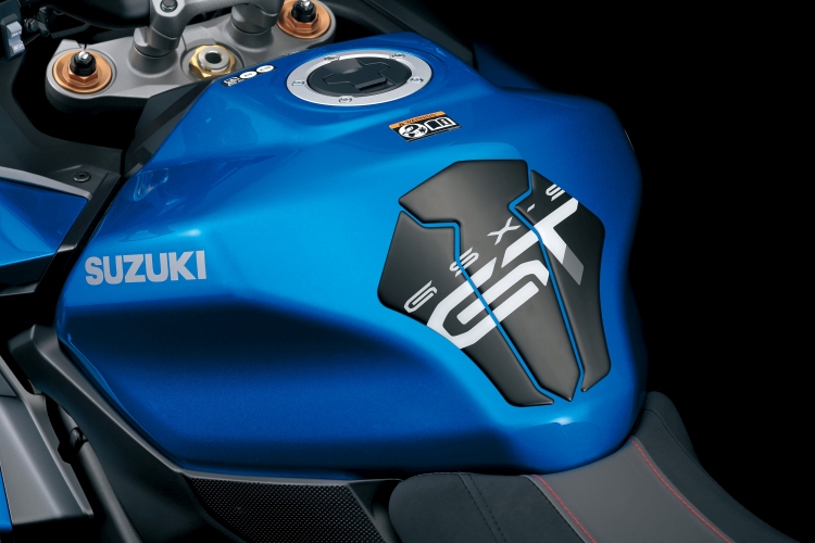 Tankpad met GSX-S GT logo