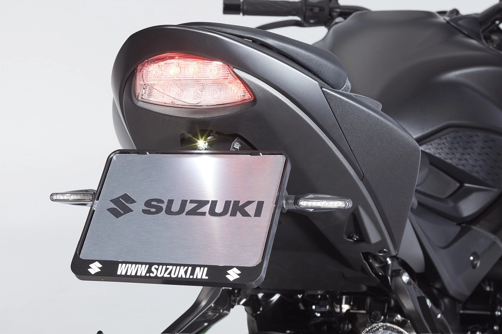 Kentekenplaathouder GSXS met verlichting
